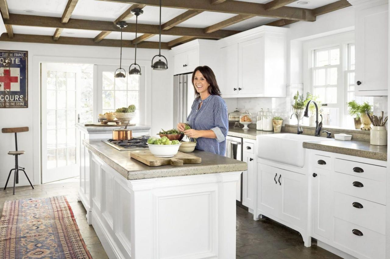 kitchen island adalah