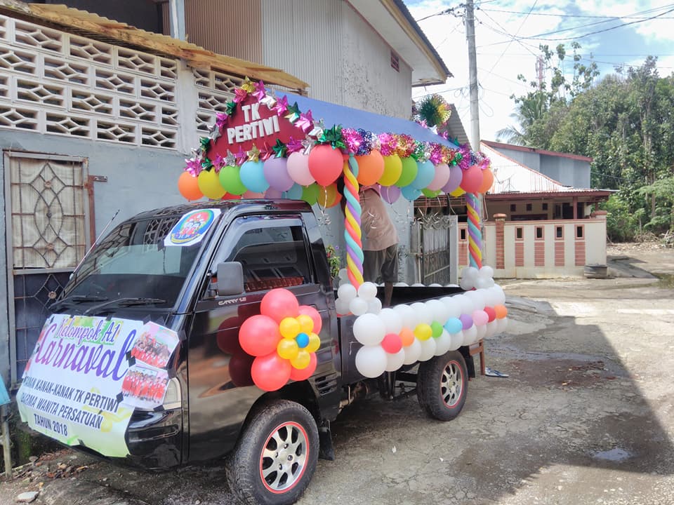 hiasan mobil karnaval terbaru